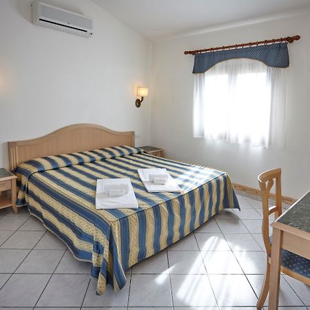 Hotel Cala Mirto Budoni Exterior photo