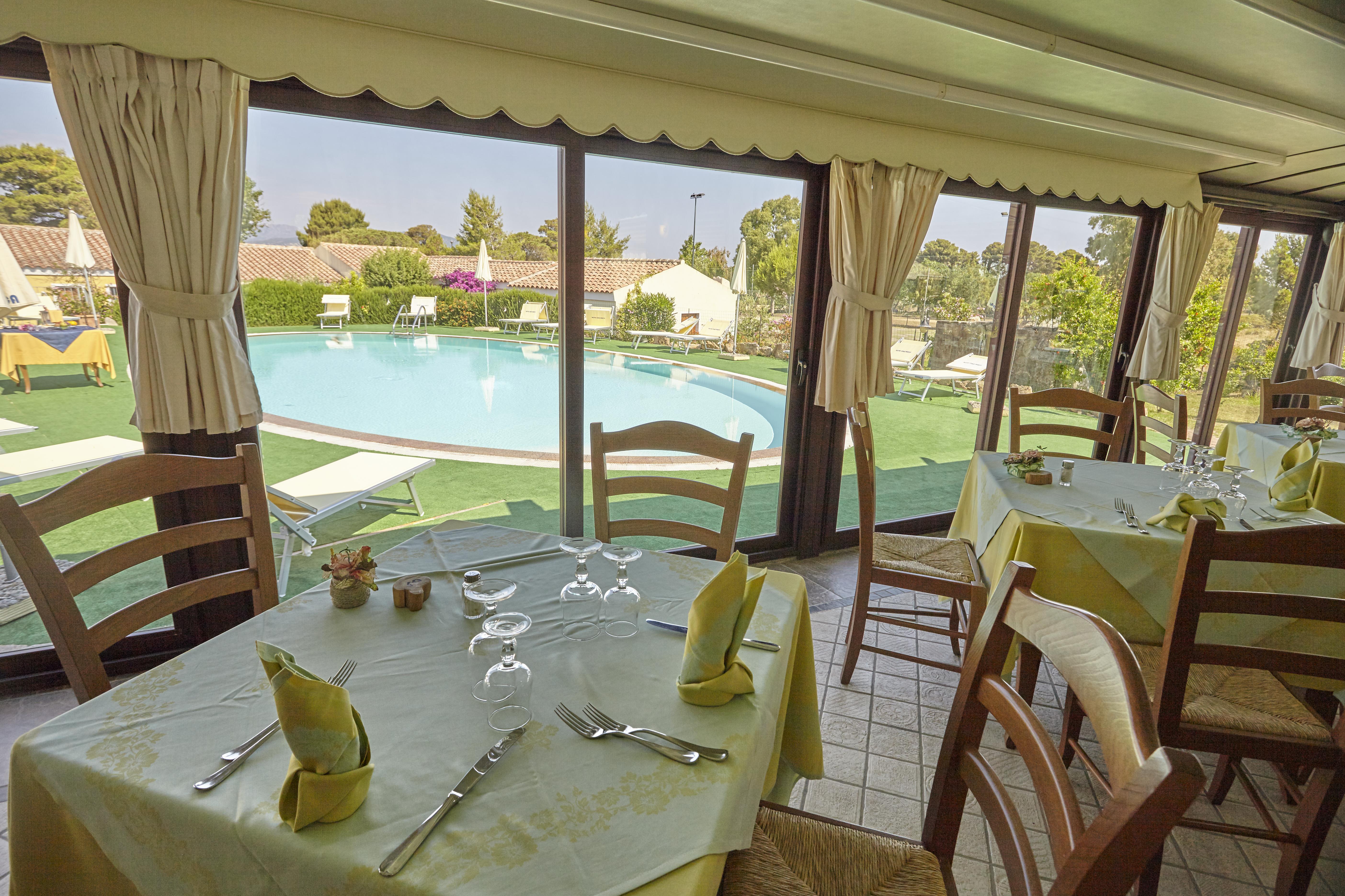 Hotel Cala Mirto Budoni Exterior photo