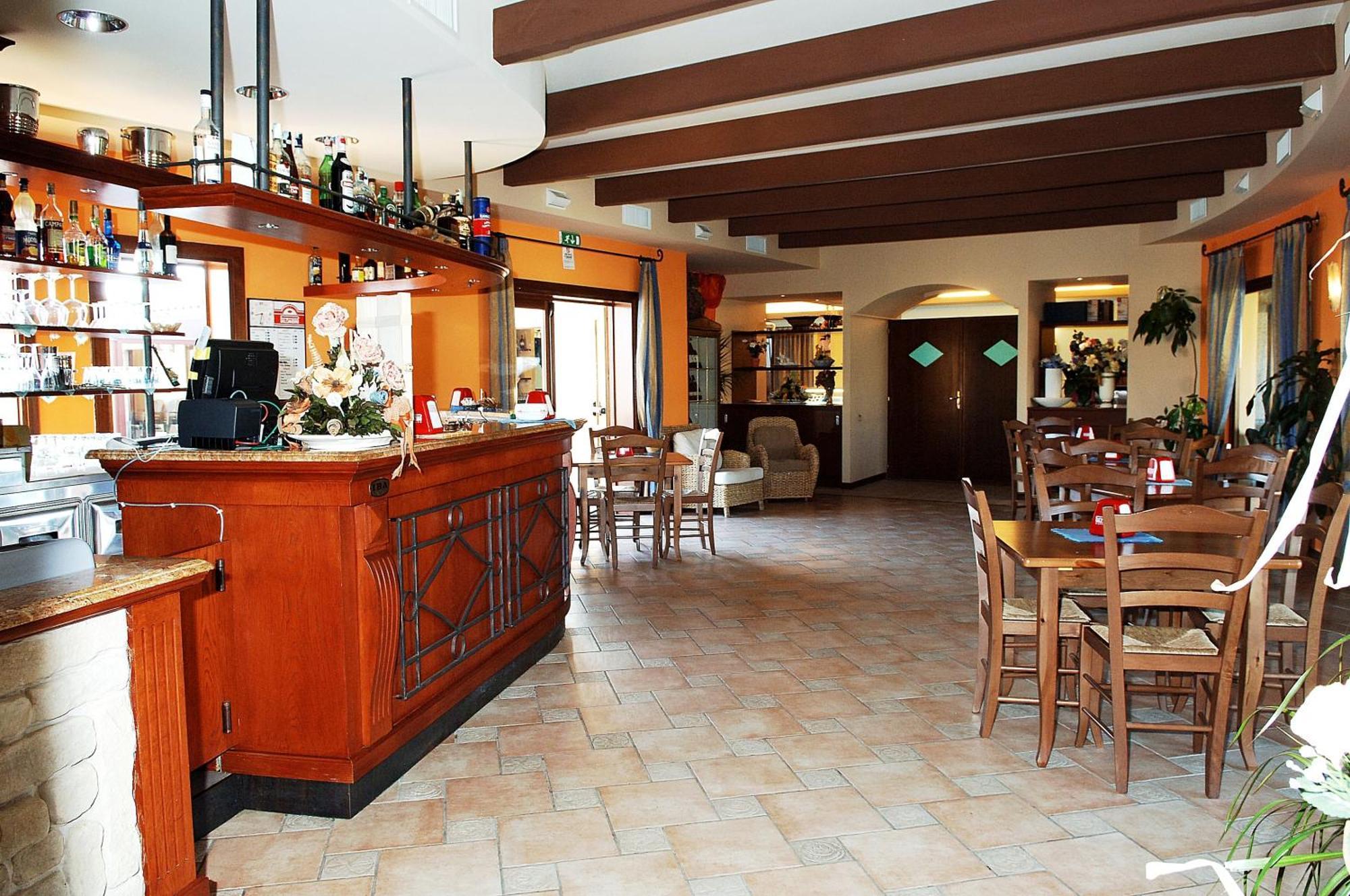 Hotel Cala Mirto Budoni Exterior photo